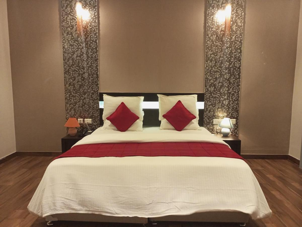 Mount Retreat Resorts - Maduraj Zewnętrze zdjęcie